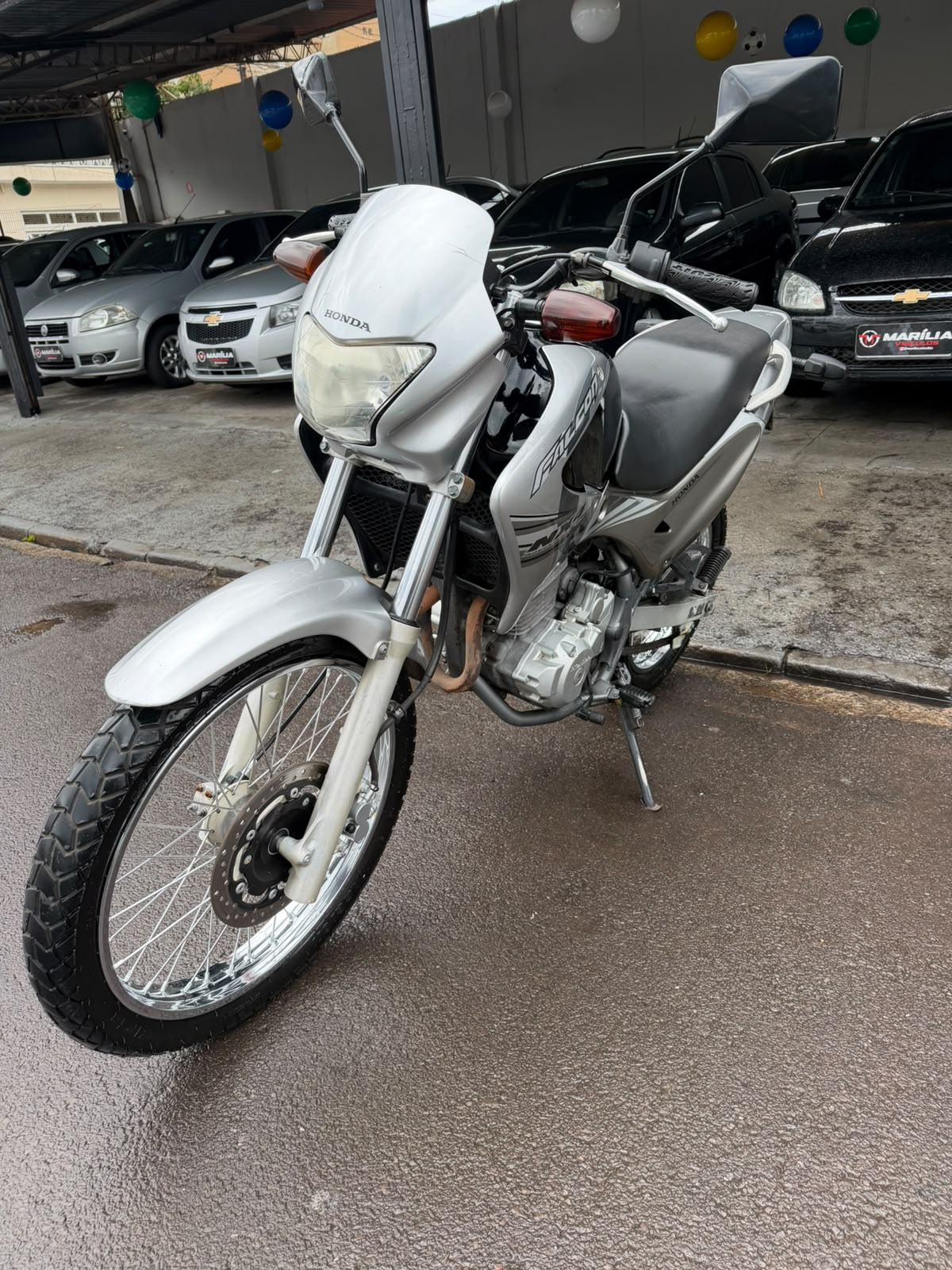 Honda NX 400 Falcon