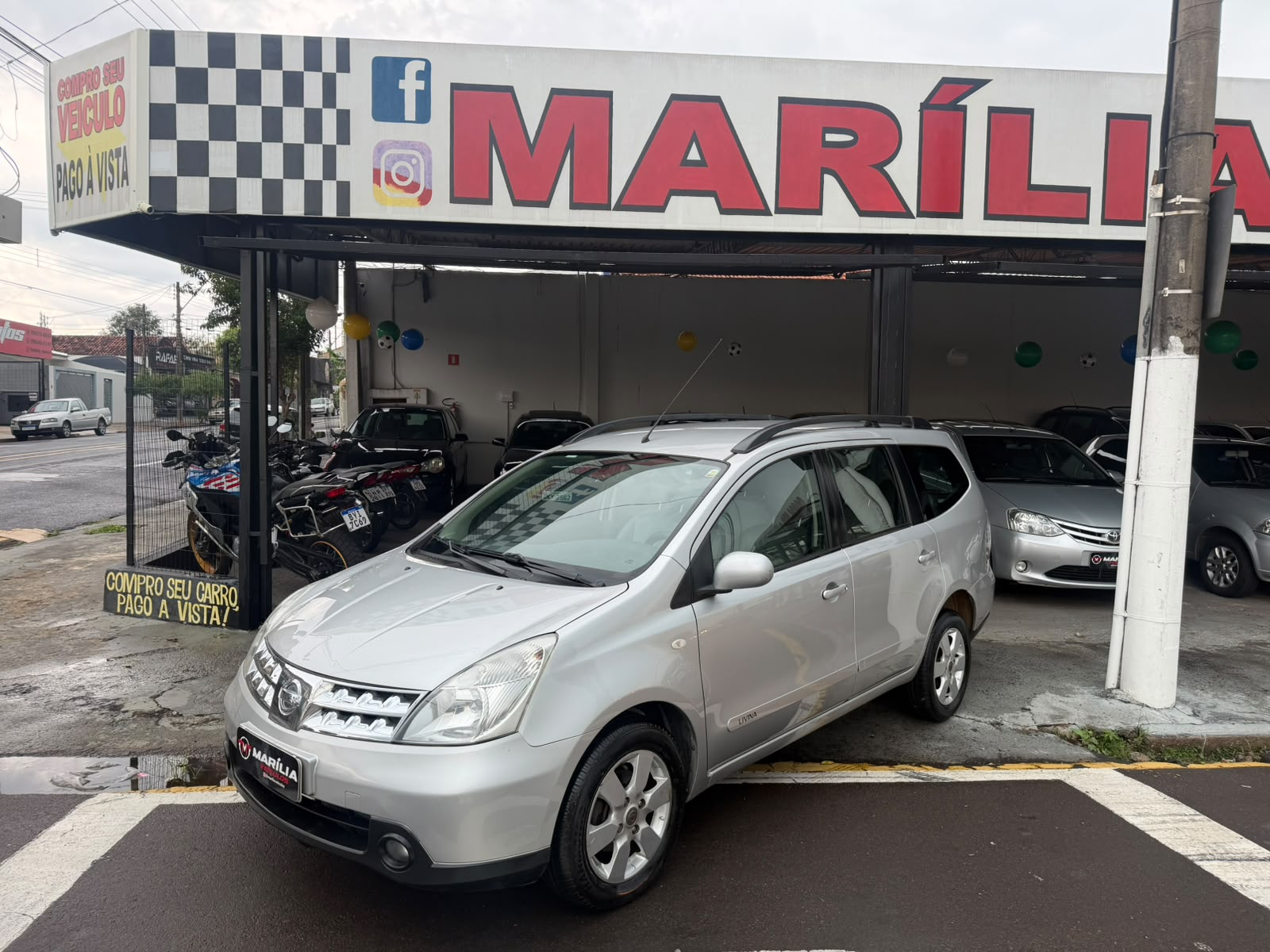 Nissan Grand Livina 1.8